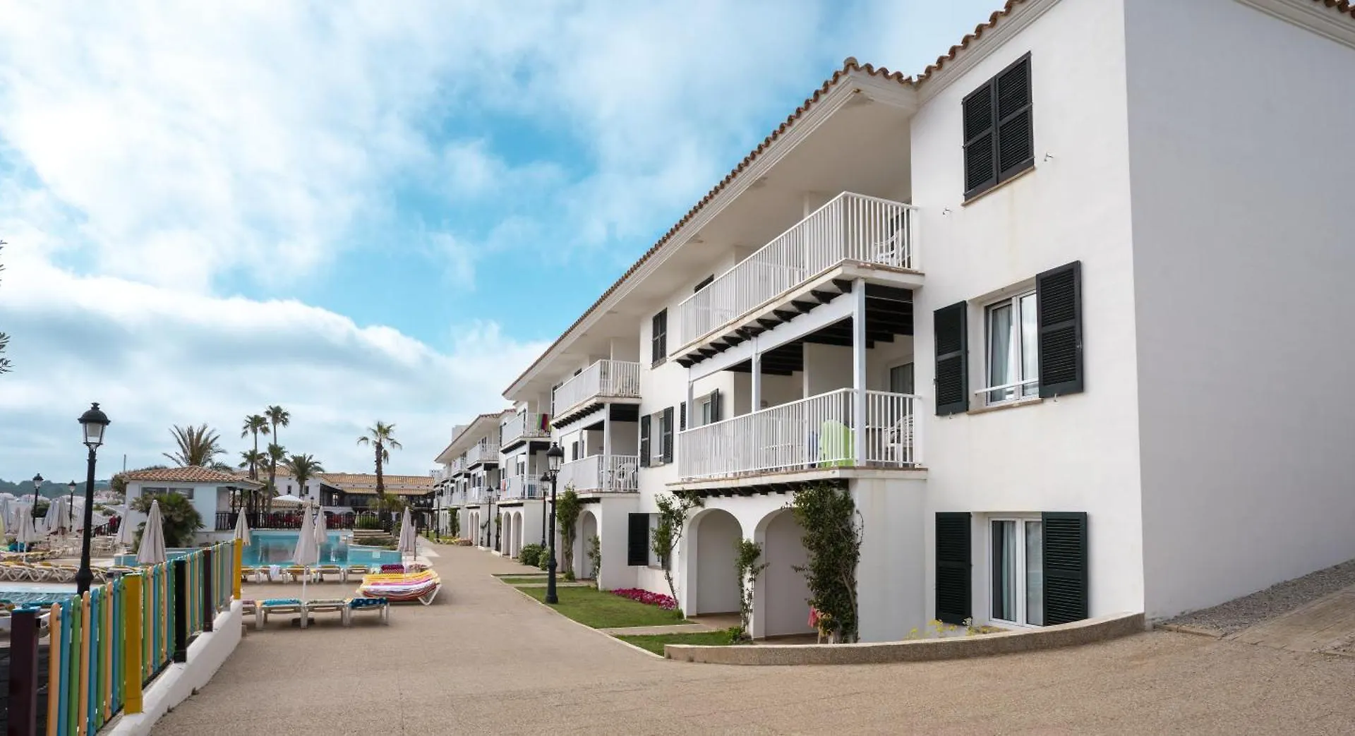 Seth Isla Paraiso Arenal d'en Castell Apart Otel